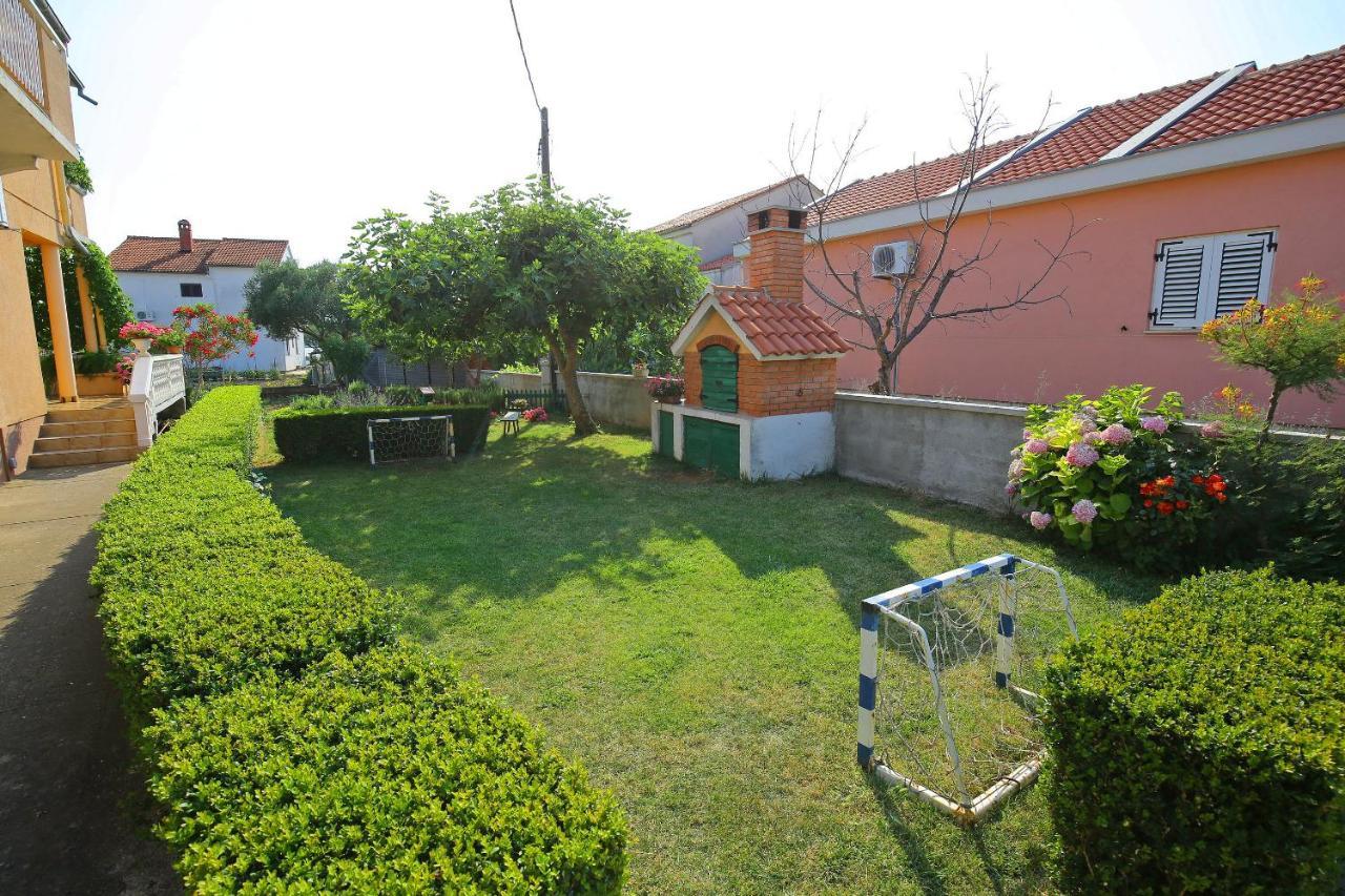 apartmani DANE Sukosan Bagian luar foto