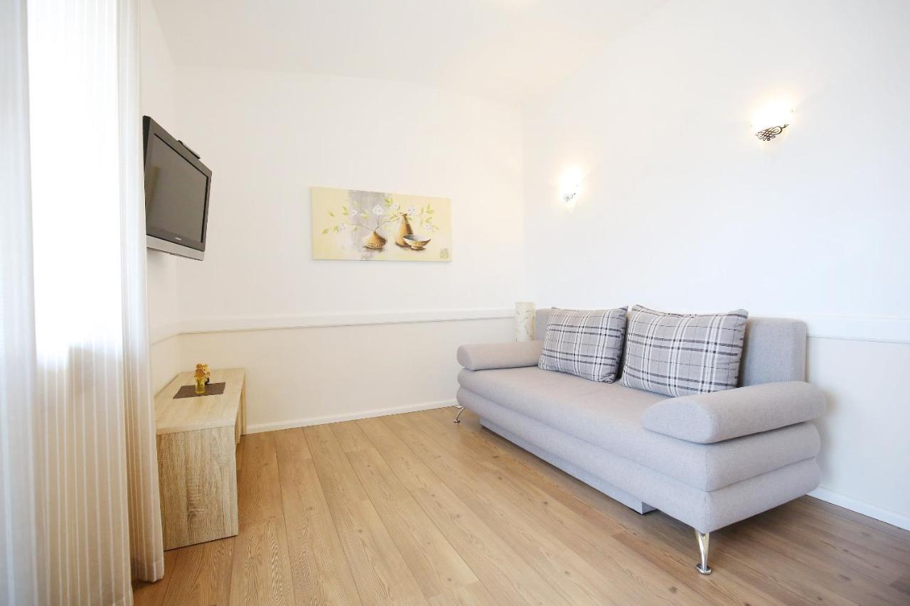apartmani DANE Sukosan Bagian luar foto