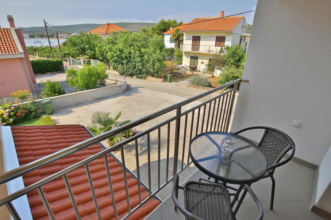 apartmani DANE Sukosan Bagian luar foto