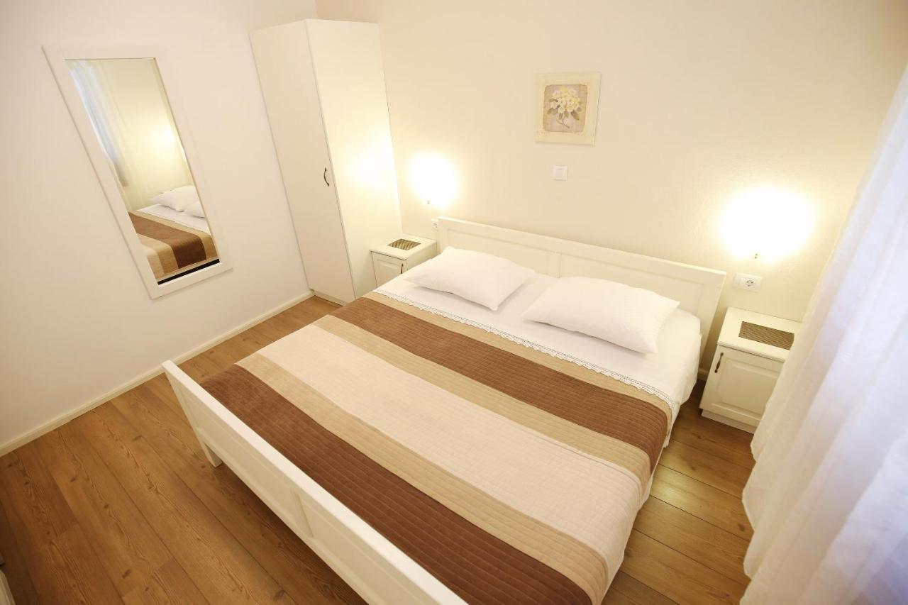 apartmani DANE Sukosan Bagian luar foto