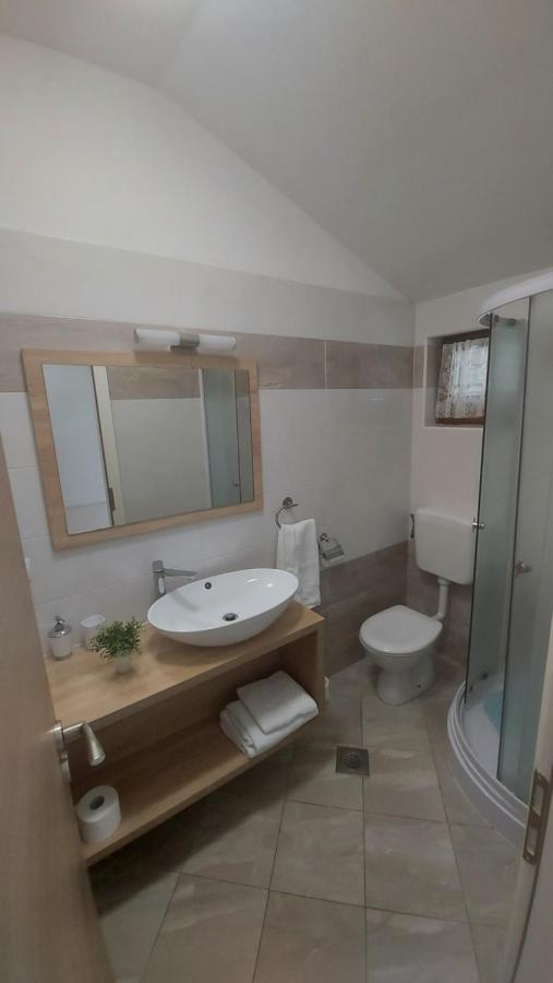 apartmani DANE Sukosan Bagian luar foto